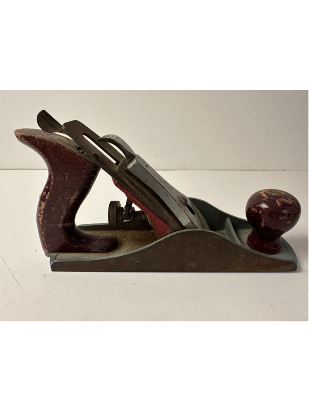 Vintage Stanley Handyman Hand Plane Red Wooden Handles Woodworking Tool